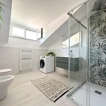 Апартаменты Sunny House *